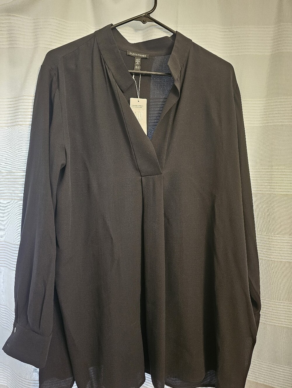 Eileen FisherBlack Standard Cpllar Tunic Sz M